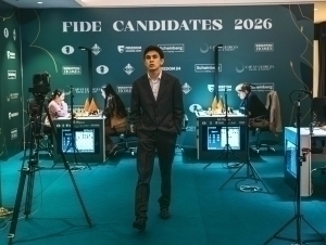 Синдоров Блюбаум билан яна дуранг ўйнади