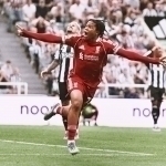 16 yoshli Rio Ngumoa “Liverpul” tarixiga kirdi