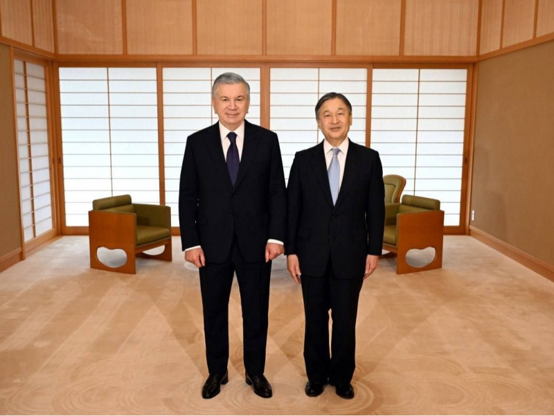 Mirziyoyev Yaponiya Imperatori bilan uchrashdi