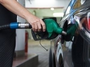 Биржада АI-80 бензини сотуви тўхтатилди