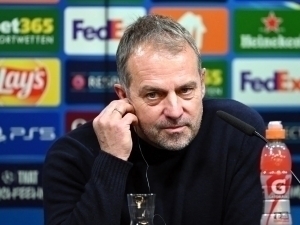 Bu sharmandalik va falokat – Flik hakamlarni tanqid qildi