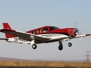 АҚШдаги аэропортда самолёт ҳалокатга учради. Қурбонлар бор