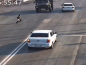 Андижонда 9 ёшли бола ЗИЛ уриб кетиши оқибатида вафот этди (видео)