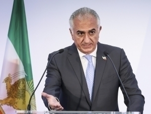 Эронликларга тез орада четдан ёрдам келади – Ризо Паҳлавий (видео)