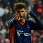 Shomurodov Turkiyada to‘purarga aylanib oldi