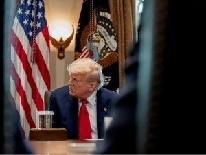 Трамп бир йил ичида 1,4 миллиард АҚШ долларига бойиди