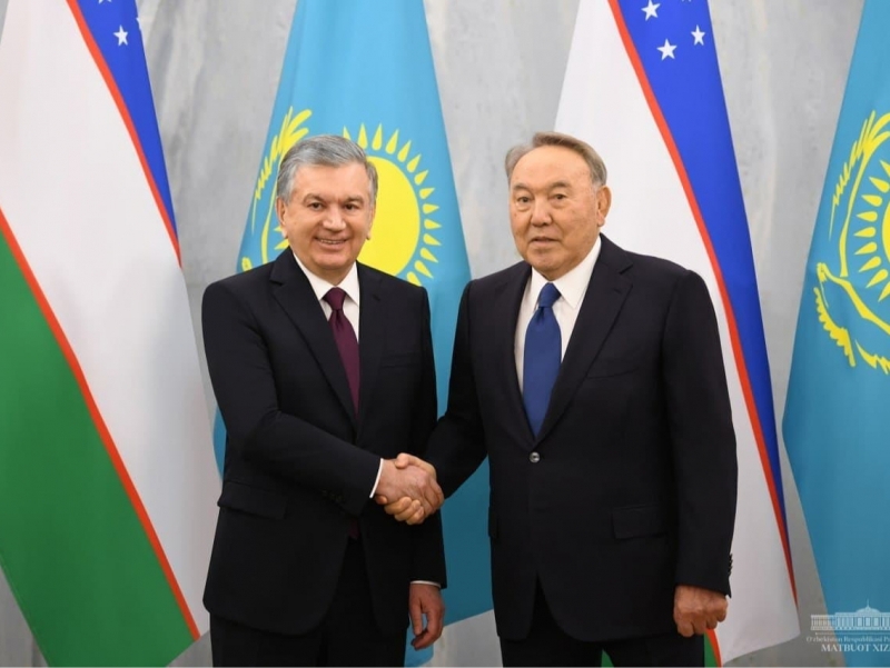 Shavkat Mirziyoyev also congratulates Nursultan Nazarbayev on the New Year