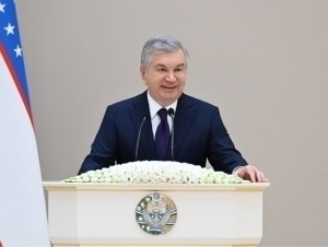 Президент бир гуруҳ ёшларни мукофотлади