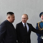Владимир Путин Владивостокда КХДР етакчиси Ким Чен Ин билан учрашди
