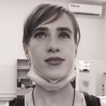 “Toshkentda aniq va qat’iy hokimiyat yo‘q”. Liftda vafot etgan ayol xorijiy nashrlar muhokamasida