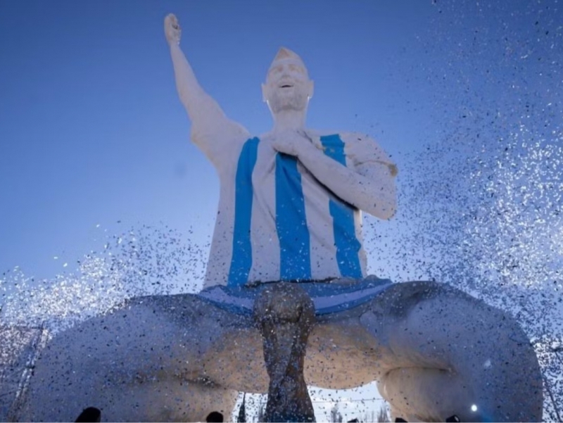 Argentinada Messining dunyodagi eng baland haykali ochildi (video)