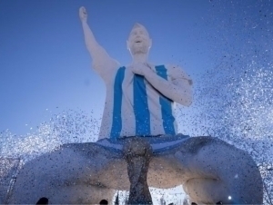 Argentinada Messining dunyodagi eng baland haykali ochildi
