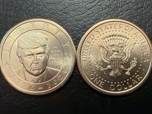 АҚШда Трамп сурати туширилган 1 долларлик танга чиқарилди