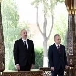 Ilham Aliyev was welcomed at “Kuksaroy” (video)