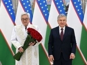 Shavkat Mirziyoyev Butunjahon taekvondo federatsiyasi prezidentini mukofotladi