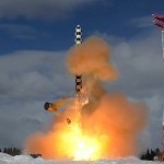 Вазият таранглашганда Путин қайси ядровий қуролларини синовдан ўтказди? (видео)