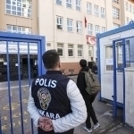 Turkiyadagi maktablar politsiya nazoratiga olindi