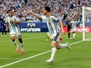 Messi Peledan o‘tib ketdi