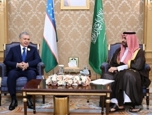 Mirziyoyev meets with Saudi crown prince