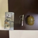 Жанговар гранаталарни сотиб юборган чегарачилар ушланди