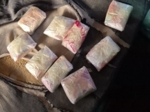 Сурхондарёда чегарадан “гашиш” олиб ўтаётганлар ушланди (видео)
