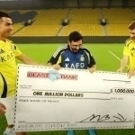 Ronaldu o‘z muxlisiga 1 million dollar yutqazdi (video)