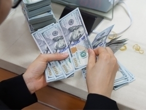 Доллар курси пасайди