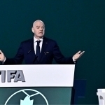 Infantino muxlislarni hot-dog va kola bilan mehmon qilmoqchi 