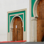 Fransiyada 84 yashar qariya masjdiga qarata o‘q uzdi