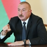 Алиев Арманистон конституциясини ўзгартиришни талаб қилди