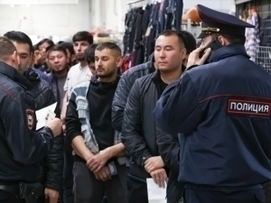 Endi Rossiyaga borgan migrantlar yangi telefon sotib olishga majbur bo‘ladimi?