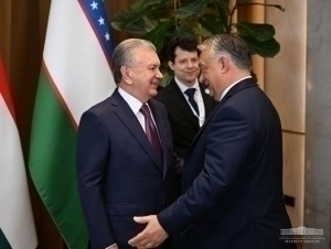 Mirziyoyev meets with Orban in Shusha