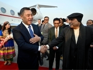 Садир Жапаров Покистонга борди