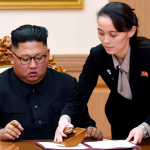 Qo‘ynidan to‘kilsa, qo‘njiga! Kim Chen In vakolatlarining bir qismini singlisiga topshirdi 