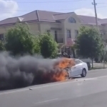 Termizda Lacetti yonib kul bo‘ldi (video)