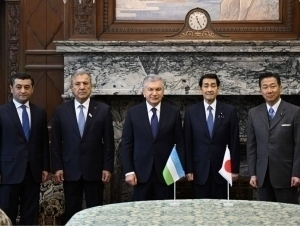 Шавкат Мирзиёев Япония Парламенти Маслаҳатчилари палатаси президенти билан учрашди