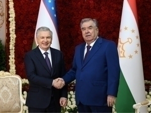 Шавкат Мирзиёев Раҳмонни табриклади