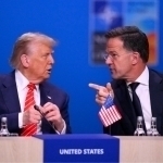 Tramp Ryutte bilan AQSHning NATOdan chiqishini muhokama qiladi