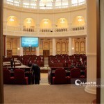 Deputatlar Senatni “bosib” Prezidentga chiqmoqchi