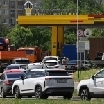 Rossiyada benzinga navbat kutganlar tartibsizliklar keltirib chiqardi 