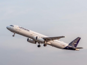 Shanxayga uchayotgan samolyot Toshkent aeroportiga favqulodda qo‘ndi