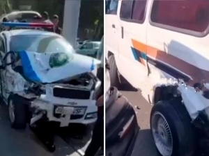 In Samarkand, a traffic police inspector crashes into a Damas in an official car