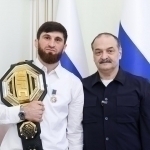 Dog‘iston rahbari yangi chempionni eng oliy orden bilan taqdirladi