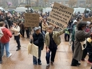 Киевликлар Кличконинг истеъфосини талаб қилиб, митингга чиқди
