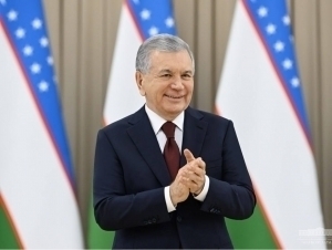 Mirziyoyev o‘qituvchi va murabbiylarni bayram bilan tabrikladi