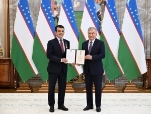 Shavkat Mirziyoyev ICESCO direktoriga orden berdi