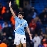 Abduqodir Husanov oyning eng yaxshi futbolchisi deb topildi