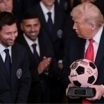 Messi Oq uyda Tramp bilan uchrashdi (video)