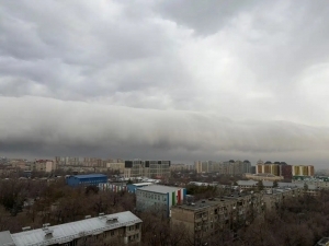 Қозоғистон осмонида ноёб табиат ҳодисаси кузатилди (видео)