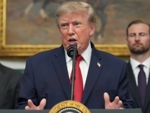 Трамп Эронни қўллаб-қувватлаган давлатларга таҳдид қилди